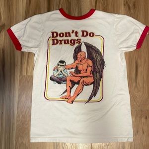 COPY - Hot topic graphic tee